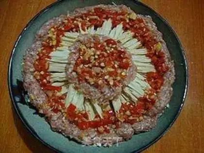 Make A fan of rotting meat step 9