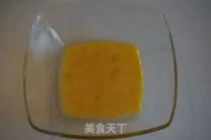 Make Bacon egg and white noodles step 3