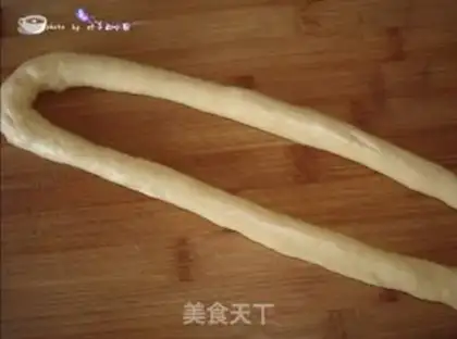 Make Butterfly bread step 10