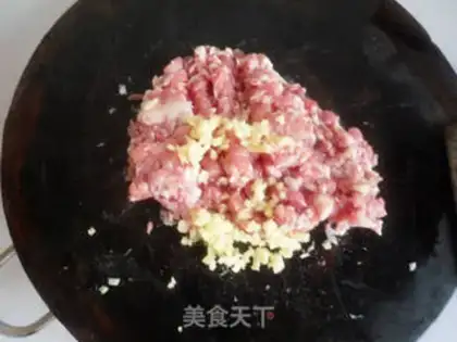 Make Crystal shrimp radish step 1