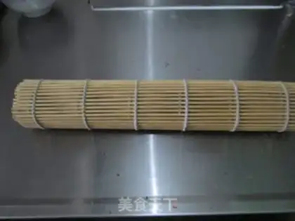 Make Sushi from the golden fruit step 6