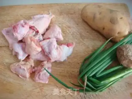 Make Dried potato chicken wings step 0