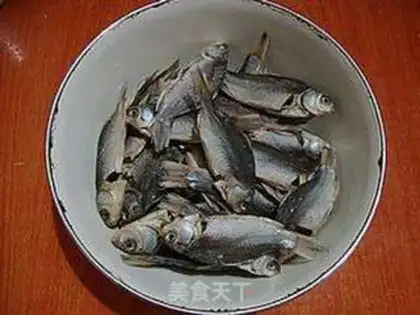 Make Pyramid fish dry step 0