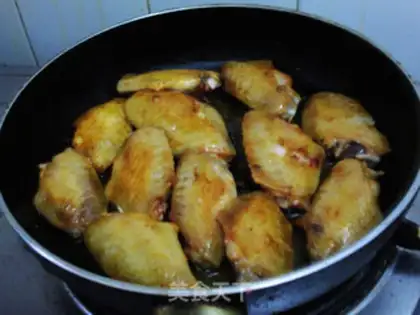 Make Spicy fried chicken wings step 4