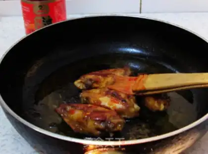 Make Spicy fried chicken wings step 7