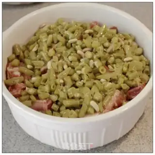 Make Sour bean horn evaporation ribs step 6