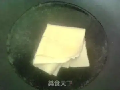 Make Japanese cheese salad step 1