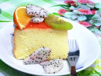 Make Fruit birthday cake step 4