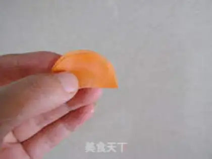 Make Carrot roses step 3