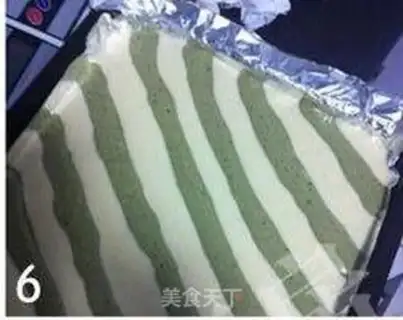 Make A salad pine roll step 5