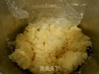 Make Milk and coconut pie step 1