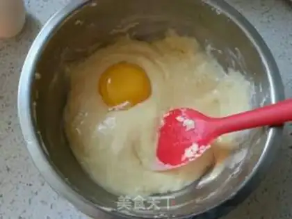 Make Butter cupcakes step 6