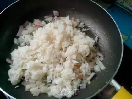 Make Saint Mary Goo rice salad step 8