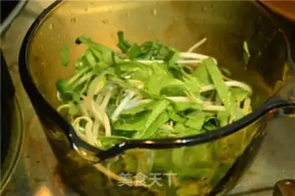 Make Thai mango shrimp salad step 6