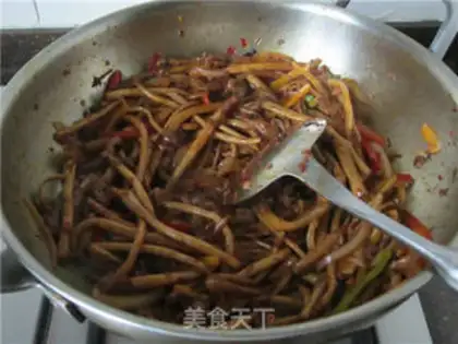Make A dry pot of tea and mushrooms step 8