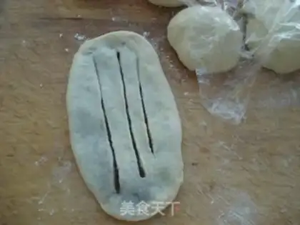 Make Doudou rolls step 9