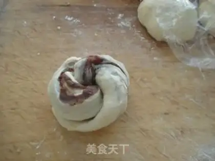 Make Doudou rolls step 10