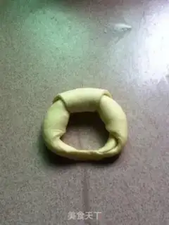 Make Danish horn bag step 13