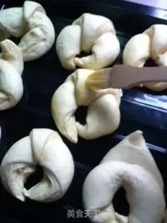 Make Danish horn bag step 15