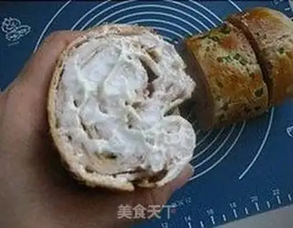 Make Sausage salad bread step 23