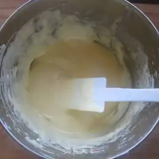 Make Old chicken cake step 4