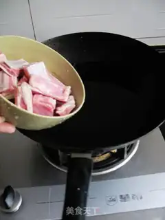 Make Grab the lamb chops step 4