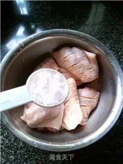Make Salted chicken wings step 2