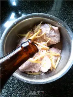 Make Salted chicken wings step 4