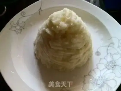 Make Christmas tree salad step 6