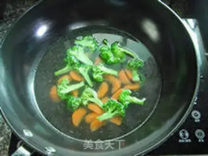 Make Shrimp nut salad step 2