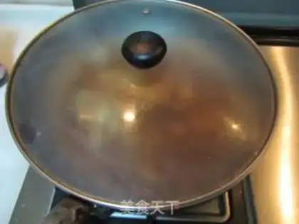 Make A dry pot of tea and mushrooms step 5