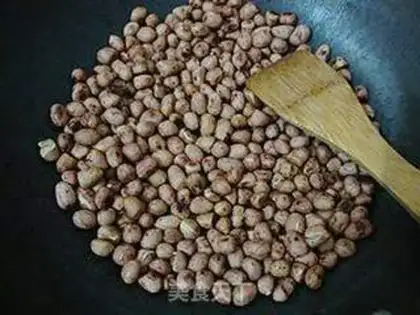 Make Hanging frost peanuts step 2