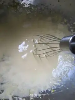 Make Strawberry sauce ice cream step 2