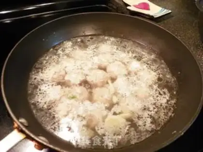 Make Frozen onion meatballs step 6