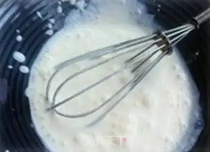 Make Strawberry cream puff step 8