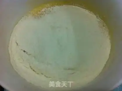 Make Black sesame cake roll step 3