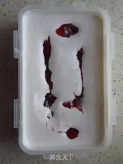 Make Strawberry sauce ice cream step 10