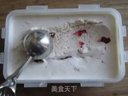 Make Strawberry sauce ice cream step 11
