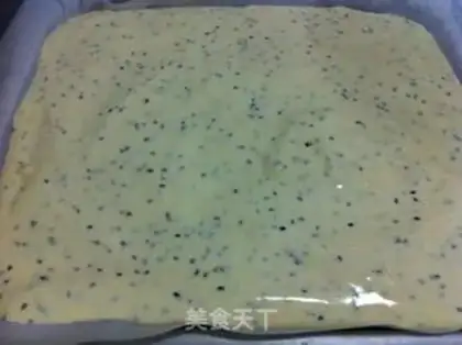 Make Black sesame cake roll step 11