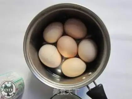Make A hillbilly egg step 0