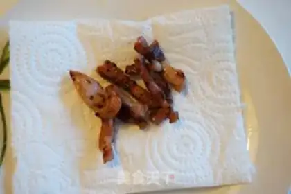 Make Bacon egg juice stick toast step 2