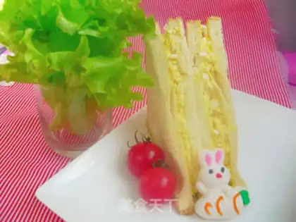 Make Egg sandwich step 6