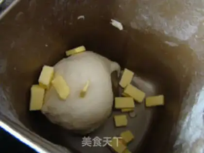 Make Salad cheese bread step 1