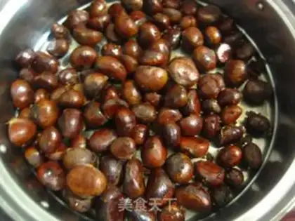 Make Homemade sugared chestnuts step 4