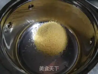 Make Pumpkin chestnut porridge step 0