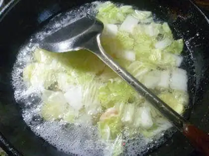 Make Shrimp bean curd soup step 6