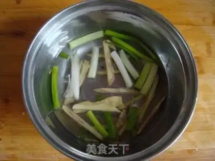 Make Pine nut chicken step 0