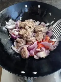 Make A ketchup tail step 12