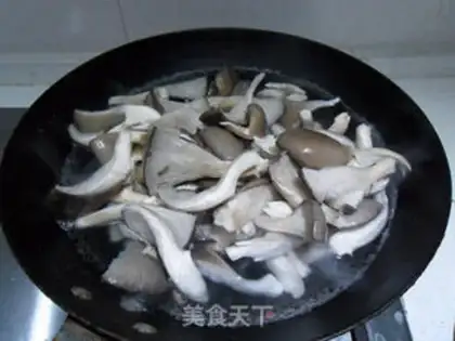 Make Burning mushrooms step 1