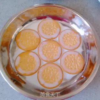 Make Garlic fried eggs step 2